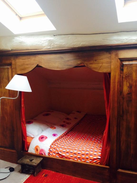 Le Vieux Chateau Leynes Ngoại thất bức ảnh